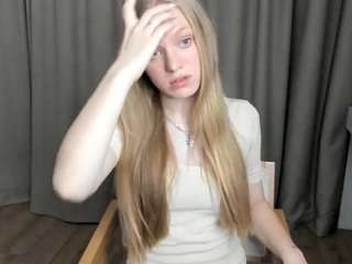 Live webcam model marchellebaldos on Soda Cams