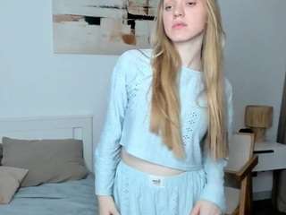 Live webcam model marchellebaldos on Soda Cams