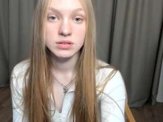 Live webcam model marchellebaldos on Soda Cams