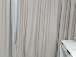 Live webcam model marchellebaldos on Soda Cams