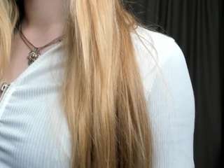 Live webcam model marchellebaldos on Soda Cams