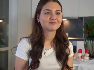 Live webcam model mikkiloguidice on Soda Cams