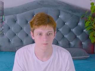 le modèle alertt est en webcam porno dans un show sur le site camsoda, il possède les tags suivants: average,blowjob,cock rating,drinking,facial,green eyes,handjob,smoking,brown hair,hd