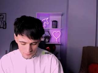 jason-dotori Live Webcam on CamSoda