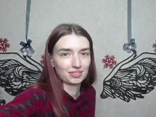 Live webcam model lisadarcy on Soda Cams