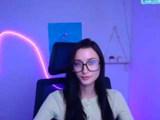 runadiva webcam model