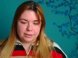 tinahollycotter's CamSoda show and profile