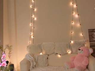 Live webcam model aliceworall on Soda Cams