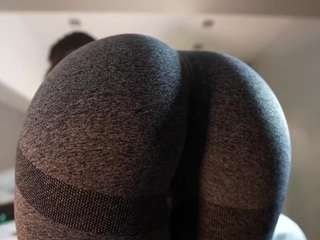 Live webcam model leysidee on Soda Cams