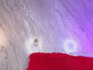 lolahoneyy's CamSoda show and profile