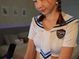 Live webcam model lunayung on Soda Cams