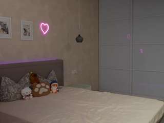 lunayung live webcam show