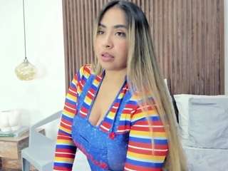 Live webcam model mariamore on Soda Cams