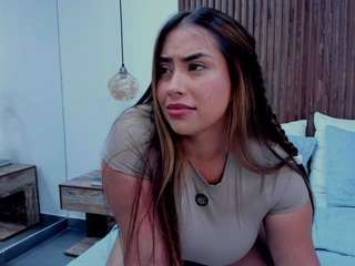 mariamore live cam profile