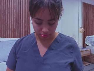 mariamore's CamSoda show and profile