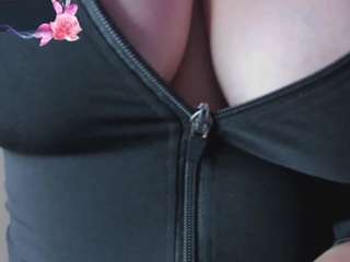 MariaMore live cam preview