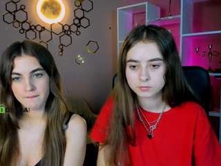 Live webcam model mia-winter on Soda Cams