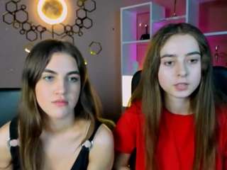 Live webcam model mia-winter on Soda Cams