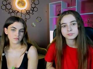 Live webcam model mia-winter on Soda Cams