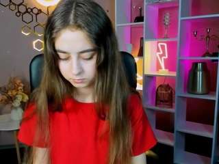 Live webcam model mia-winter on Soda Cams