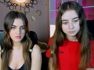 Live webcam model mia-winter on Soda Cams