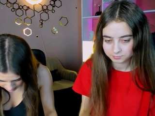 Live webcam model mia-winter on Soda Cams