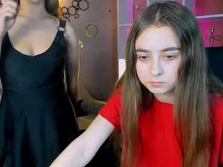 Live webcam model mia-winter on Soda Cams