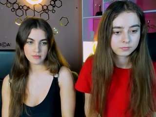 Live webcam model mia-winter on Soda Cams