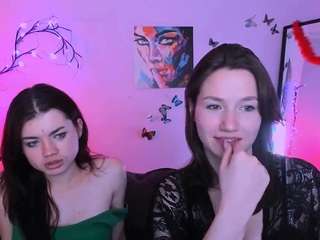 Live webcam model mia-winter on Soda Cams