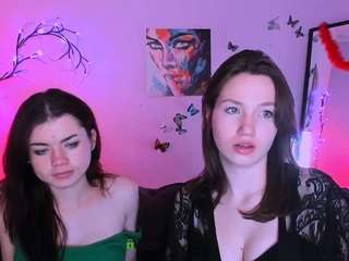 Live webcam model mia-winter on Soda Cams