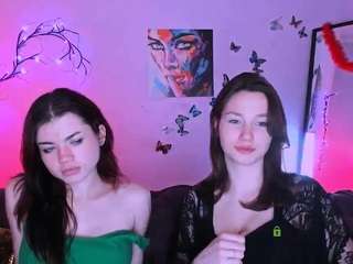 Live webcam model mia-winter on Soda Cams