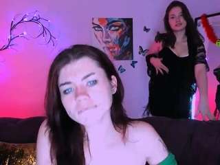 Live webcam model mia-winter on Soda Cams