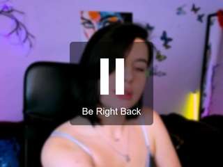 Live webcam model mia-winter on Soda Cams