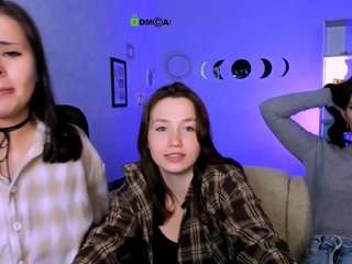 Live webcam model mia-winter on Soda Cams