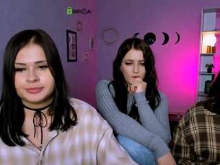 Live webcam model mia-winter on Soda Cams