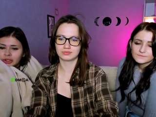 Live webcam model mia-winter on Soda Cams