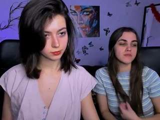 Live webcam model mia-winter on Soda Cams