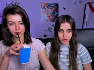 Live webcam model mia-winter on Soda Cams