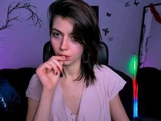 Live webcam model mia-winter on Soda Cams