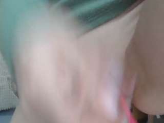 naughtyblooms live cam profile