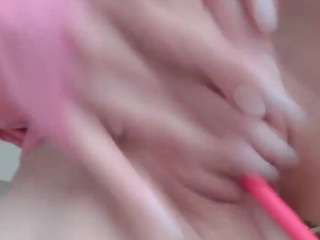 Live webcam model naughtyblooms on Soda Cams