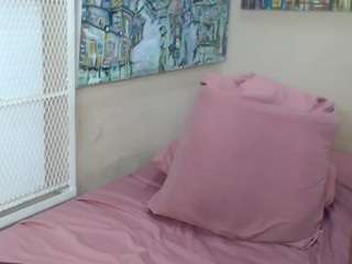 preciousebonypearl live cam profile