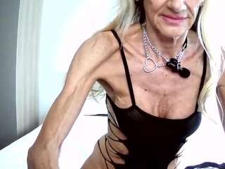 siennadiamond fit barbie queen