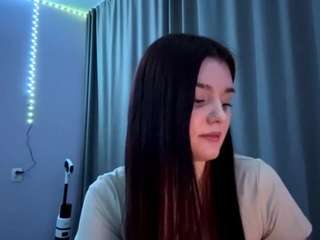 carlisargis's CamSoda show and profile