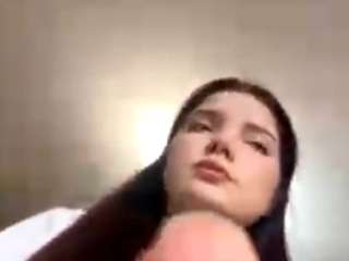 Live webcam model dawnutsey on Soda Cams