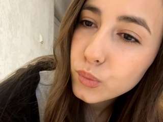 Live webcam model lakendramaxon on Soda Cams