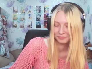 Live webcam model leasharma on Soda Cams