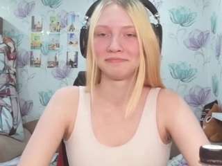 Live webcam model leasharma on Soda Cams