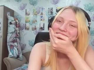 Live webcam model leasharma on Soda Cams