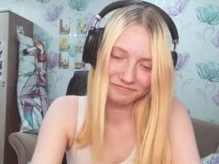 Live webcam model leasharma on Soda Cams